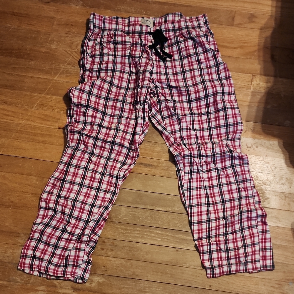 Red and Black Plaid Pants Large